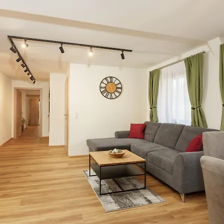 公寓 Stoegergut By Schladming-appartements 斯拉德明